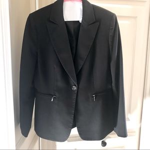 Mix by Tahari Black Blazer 10